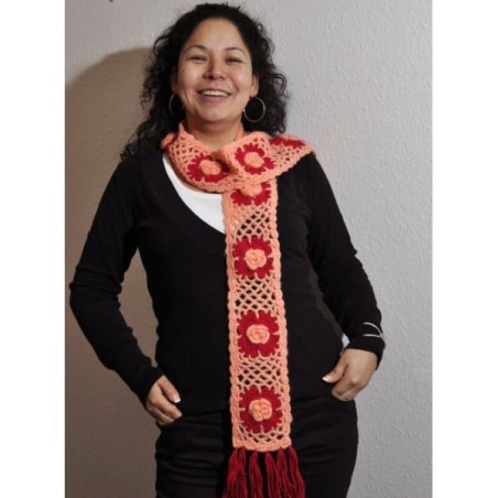 Echarpe crochetée à fleurs
