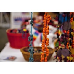 Collier en ivoire végétal ( grand )